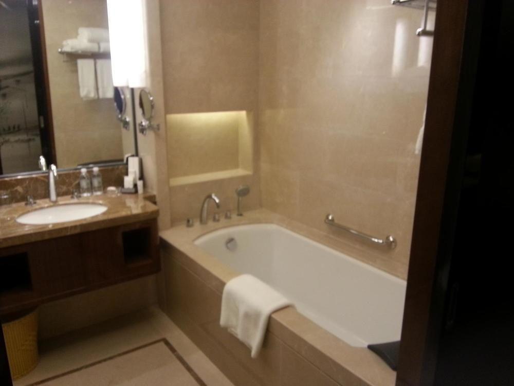 Yang Peng Jin Jiang Hotel Янчжоу Екстер'єр фото